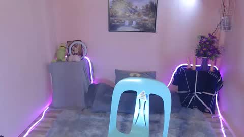 Snapshot of bryan_________ chatting on October 27, 7:05 pm BRYAN  JEMY online show from October 27, 7:05 pm