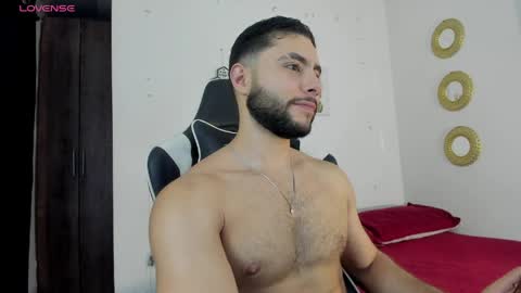 bryan_oficials online show from April 11, 1:46 am