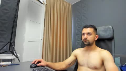 BryceReign online show from March 28, 8:36 am