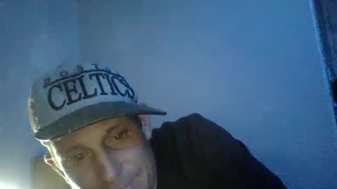 Snapshot of btownstud chatting on March 4, 6:15 am btownstud online show from March 4, 6:15 am