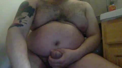 Snapshot of bttmchub98 chatting on January 12, 7:53 pm bttmchub98 online show from January 12, 7:53 pm