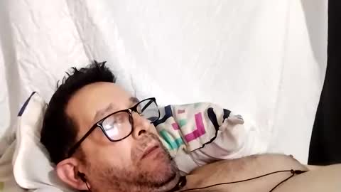 buchs32 online show from November 26, 4:37 am