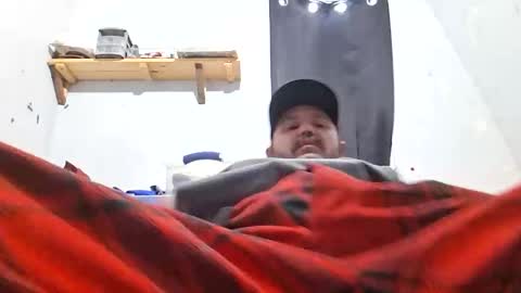 budsonly33 online show from December 15, 8:06 pm