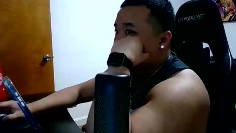 buffsexyman24 online show from April 9, 1:03 am