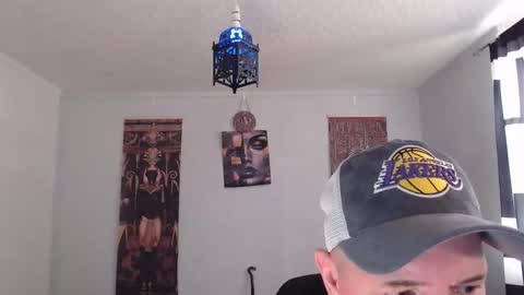 bugieseigal online show from March 14, 12:23 pm