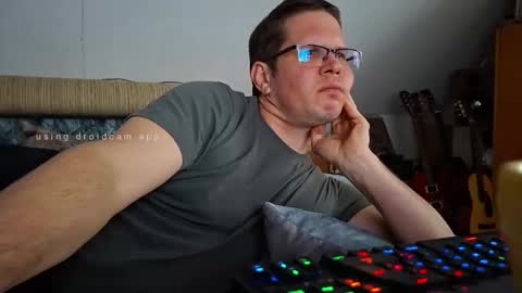 bumbuss online show from February 16, 3:32 pm