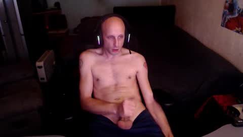 Snapshot of bunnydollstellas_toy chatting on September 21, 1:50 am Gnther online show from September 21, 1:50 am