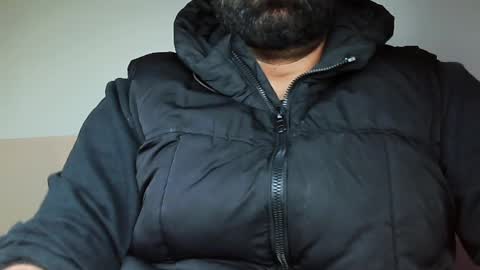 Snapshot of burlymonster chatting on December 3, 5:30 am Hairy Arabian online show from December 3, 5:30 am