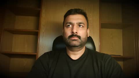Snapshot of burlymonster chatting on October 15, 4:09 am Hairy Arabian online show from October 15, 4:09 am