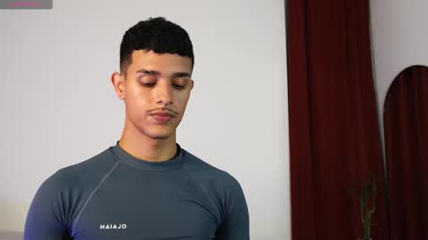 Buster independent model online show from March 10, 11:33 pm