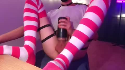 cactusfoxi online show from October 9, 9:41 pm