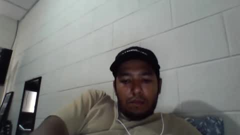 Snapshot of calipso1222 chatting on February 12, 8:50 pm calipso1222 online show from February 12, 8:50 pm