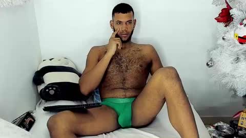 Snapshot of callmeby_lebron chatting on January 3, 12:19 pm LeBron online show from January 3, 12:19 pm