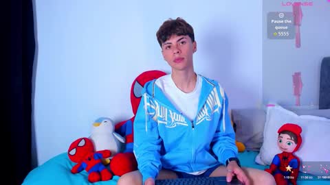 CALLUM online show from December 17, 4:42 am