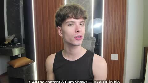 Hey I am Calvin  online show from April 12, 5:25 pm