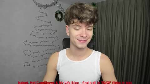 Hey I am Calvin  online show from December 16, 5:09 pm