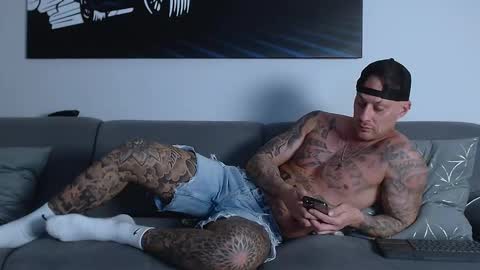 Calvin  online show from March 3, 7:34 pm