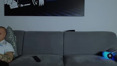 Calvin  online show from October 5, 8:24 pm