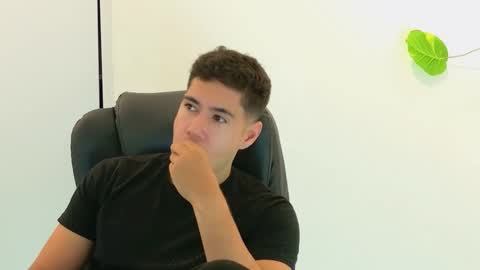 camara110 online show from November 13, 3:55 am