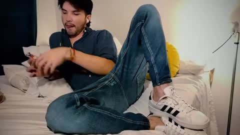 camilo online show from February 2, 12:51 am