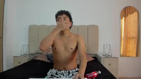 CamilowhiteS online show from December 13, 8:26 pm