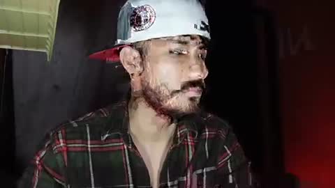 camisitas737 online show from January 9, 7:13 am