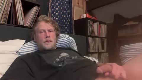 canadianDlight online show from March 28, 2:34 am