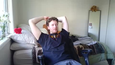 Devon online show from February 12, 7:45 pm