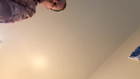 canadienexplosion online show from March 22, 7:41 pm