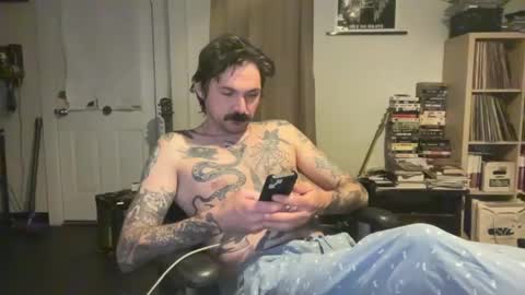 Snapshot of cantleavethehouse chatting on January 28, 5:32 am cantleavethehouse online show from January 28, 5:32 am