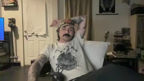 Snapshot of cantleavethehouse chatting on March 3, 5:07 am cantleavethehouse online show from March 3, 5:07 am