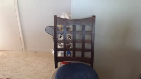 Snapshot of capt5105 chatting on February 23, 11:04 pm capt5105 online show from February 23, 11:04 pm