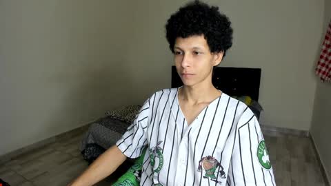 Carlos and Cristian  online show from December 5, 3:15 am