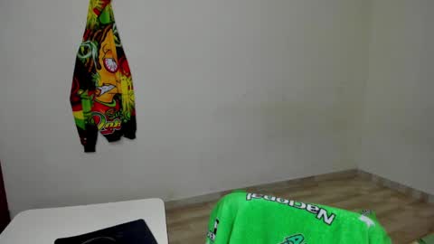 Carlos and Cristian  online show from October 4, 12:16 am