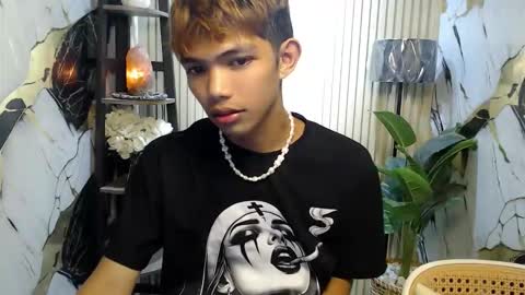 CARL online show from April 8, 10:36 am