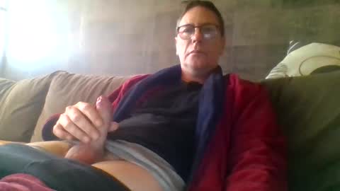 Snapshot of carlonebraska112233 chatting on December 29, 8:22 am carlonebraska112233 online show from December 29, 8:22 am