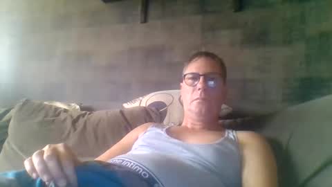 Snapshot of carlonebraska112233 chatting on October 24, 11:12 am carlonebraska112233 online show from October 24, 11:12 am