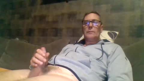 Snapshot of carlonebraska112233 chatting on December 4, 5:00 pm carlonebraska112233 online show from December 4, 5:00 pm