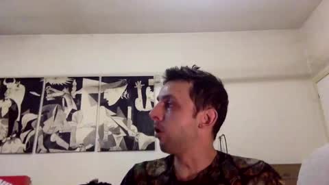 Snapshot of carlos037tm chatting on February 2, 7:46 pm Carlos online show from February 2, 7:46 pm