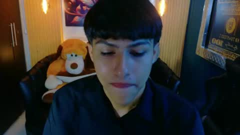 carolinejesh online show from March 21, 1:04 pm