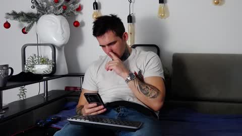 Carter online show from January 17, 7:41 am