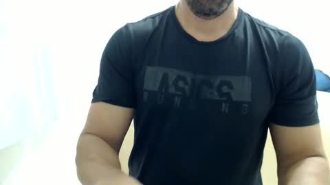 cashmastermuscle77 online show from March 15, 9:54 pm