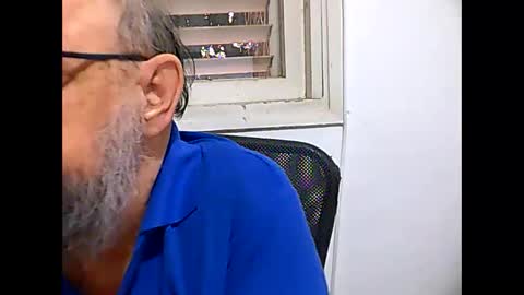 casual53 online show from February 5, 4:37 am