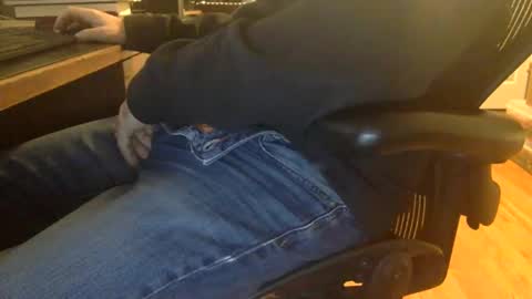 catmandoo21001 online show from December 13, 9:52 pm