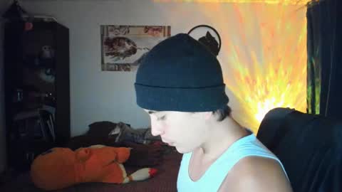 catnuaa online show from December 6, 4:14 am