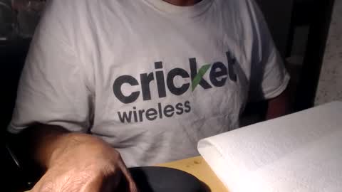 Snapshot of cazzsper2005 chatting on March 10, 6:27 am cazzsper2005 online show from March 10, 6:27 am