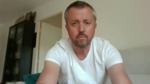 Sb online show from April 20, 2:52 pm