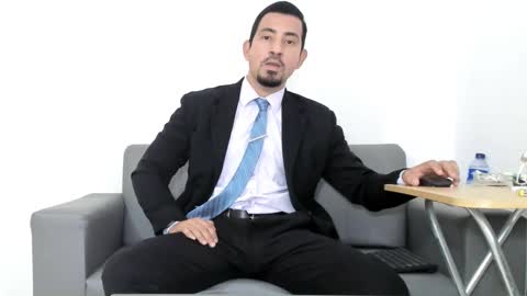 Cesar online show from September 11, 5:45 pm