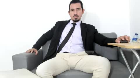 Cesar online show from September 17, 1:01 pm