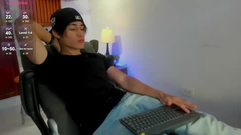 Snapshot of charley_morgan chatting on February 10, 6:45 pm charley_morgan online show from February 10, 6:45 pm